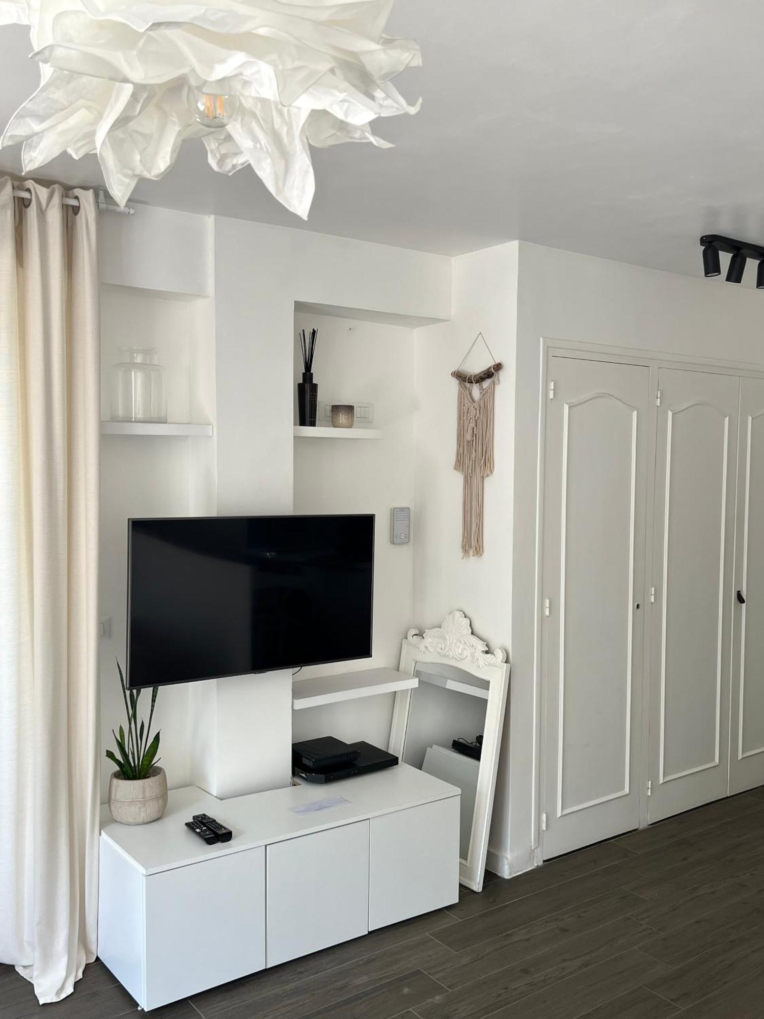 Cosy Studio With Garden And Free Parking - לה טורבי מראה חיצוני תמונה